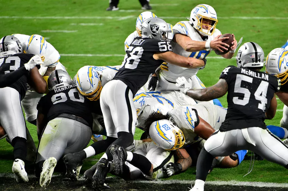 Herbert Rallies Chargers Past Raiders